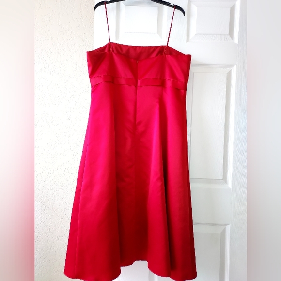 David's Bridal Wear Candy Apple Red Tea Length Formal Size 18 - Picture 2 of 7